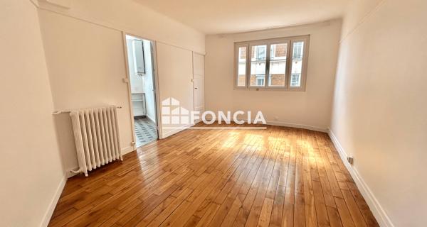 Location Studio 29 m² - Montrouge 92120