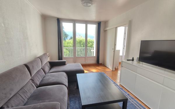 Appartement à vendre    4 pièces • 71,62 m2 Saint-Martin-d'Hères