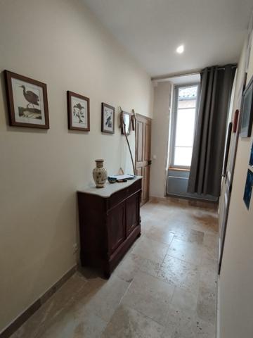 Maison Bourguignonne d'exception de 249 m2 - Un bien rare. Cette demeure offre de nombreuses possibilités - Gites - Maison Familiale - au Coeur du centre ville de Tournus