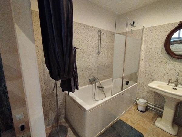Maison Bourguignonne d'exception de 249 m2 - Un bien rare. Cette demeure offre de nombreuses possibilités - Gites - Maison Familiale - au Coeur du centre ville de Tournus