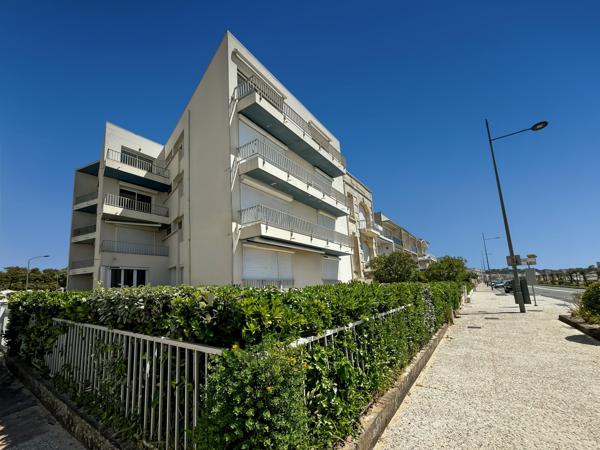 Appartement
         3 pièces
        - 65 m² 287 000 € *
