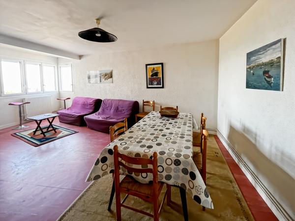 Appartement
         3 pièces
        - 65 m² 287 000 € *
