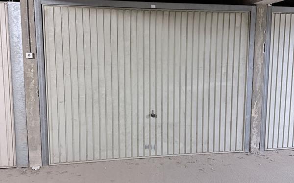 Stationnement à vendre    17 m2 Montpellier