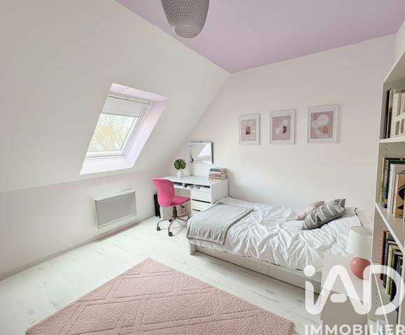 Maison à vendre 5 pièces 77,01 m² Saint-Brice-sous-Forêt