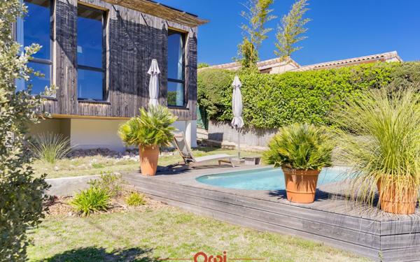 Maison à vendre    3 pièces •  Marseille 12