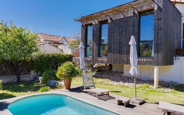 Maison à vendre    3 pièces •  Marseille 12