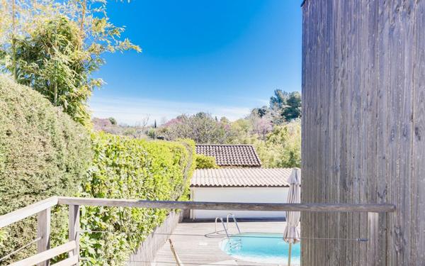 Maison à vendre    3 pièces •  Marseille 12