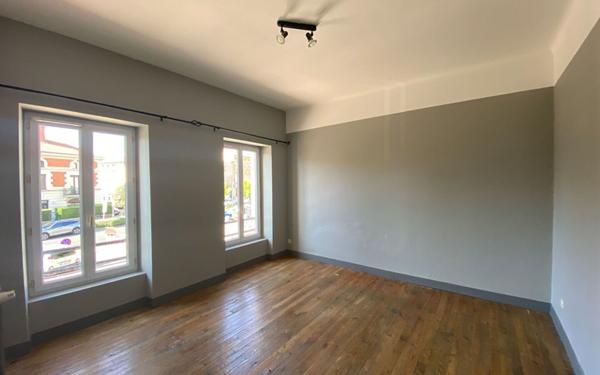 Appartement à louer    2 pièces •  Caussade