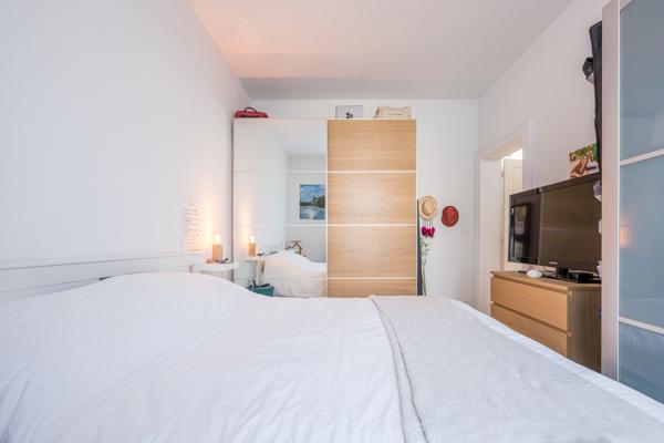 Montpellier (34000) T3 au Beaux-Arts – Lumière, volumes et garage !