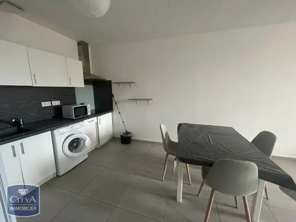 Appartement à louer 2 pièces 40.19m² Pamiers (09100)