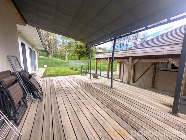 Vente
                Maison88 m² - 4 Pièces -
                    BARAQUEVILLE (12160)