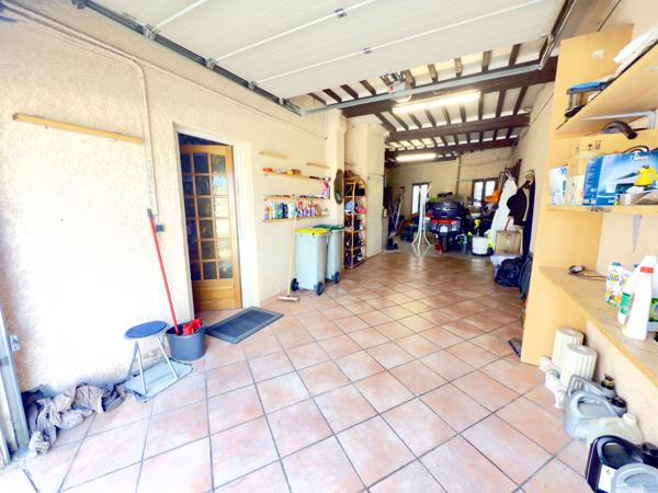 Maison T4 avec Garage et cour extérieure