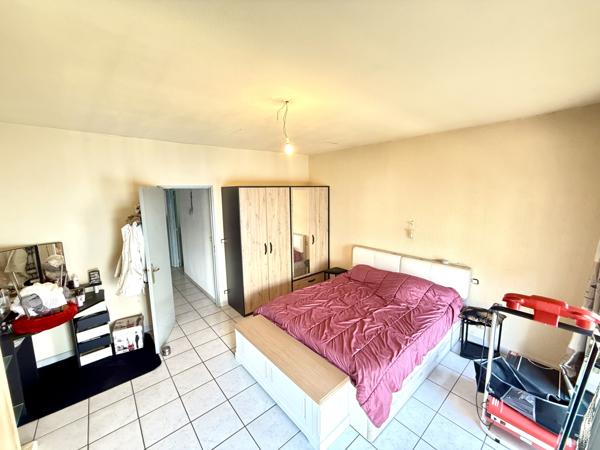 Maison T4 avec Garage et cour extérieure