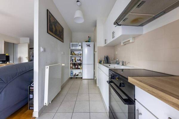 Appartement 2 pièces                                        - 44000 Nantes - Guist'hau Réf : 9616