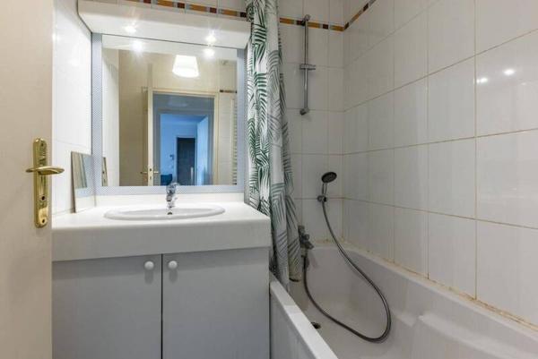 Appartement 2 pièces                                        - 44000 Nantes - Guist'hau Réf : 9616