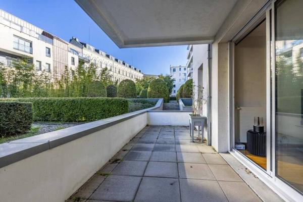 Appartement 2 pièces                                        - 44000 Nantes - Guist'hau Réf : 9616