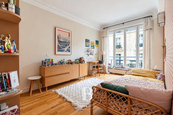 Paris 16ème, Appartement 4 Chambres -  142 m² à vendre