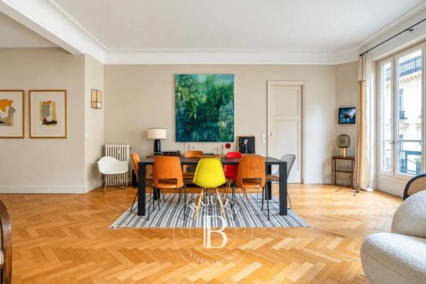 Paris 16ème, Appartement 4 Chambres -  142 m² à vendre