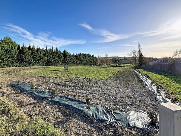 TERRAIN CONSTRUCTIBLE ET VIABILISÉ