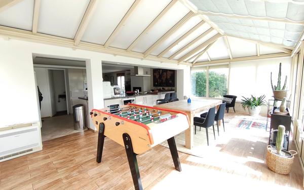 Maison à vendre    5 pièces •  Épône