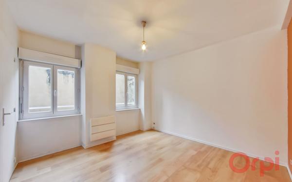 Appartement à vendre    2 pièces • 50 m2 La Rochelle