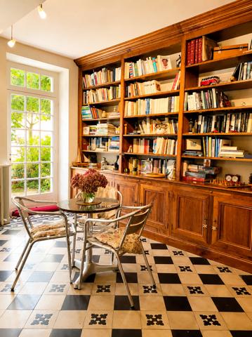 Maison
         10 pièces
        - 306 m² Bien prestige 432 000 € *