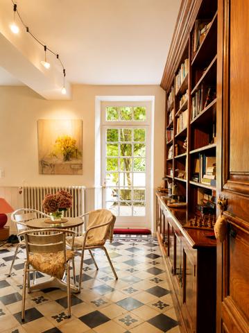 Maison
         10 pièces
        - 306 m² Bien prestige 432 000 € *