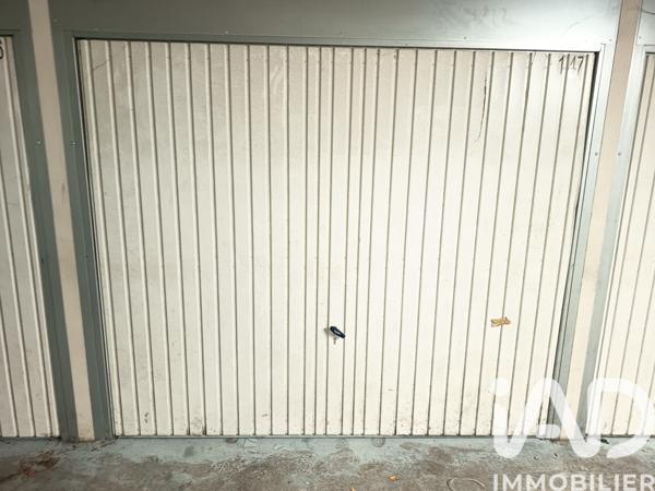 Parking à vendre 12 m² Montreuil
