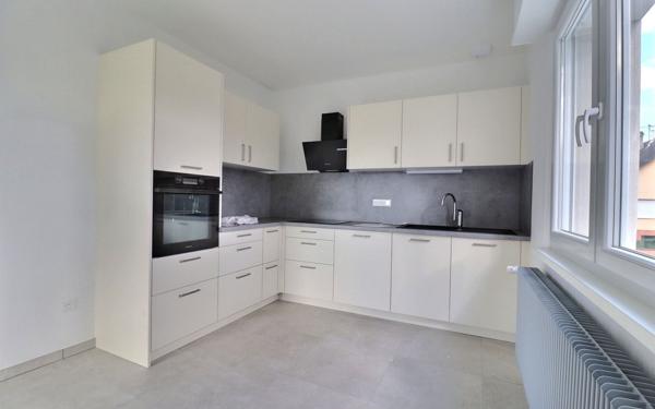 Maison à louer    7 pièces • 170 m2 Fegersheim