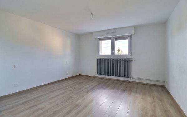 Maison à louer    7 pièces • 170 m2 Fegersheim