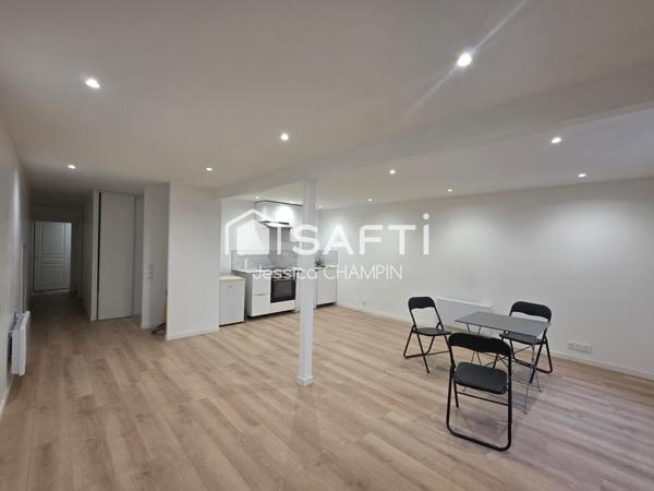 Appartement RDC avec deux accès et cour à 2mins a pied du centre ville