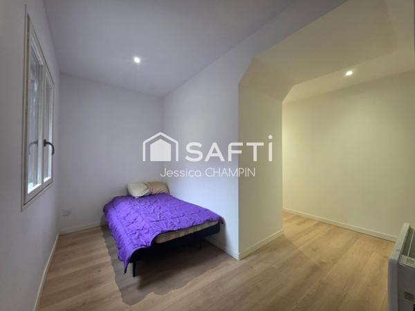 Appartement RDC avec deux accès et cour à 2mins a pied du centre ville