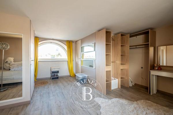 Colombes, Maison 4 Chambres -  153 m² à vendre