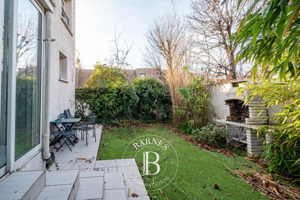 Colombes, Maison 4 Chambres -  153 m² à vendre