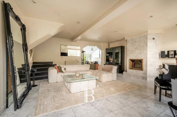 Colombes, Maison 4 Chambres -  153 m² à vendre