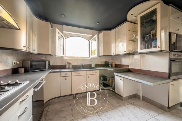 Colombes, Maison 4 Chambres -  153 m² à vendre