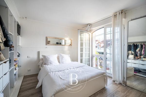 Colombes, Maison 4 Chambres -  153 m² à vendre