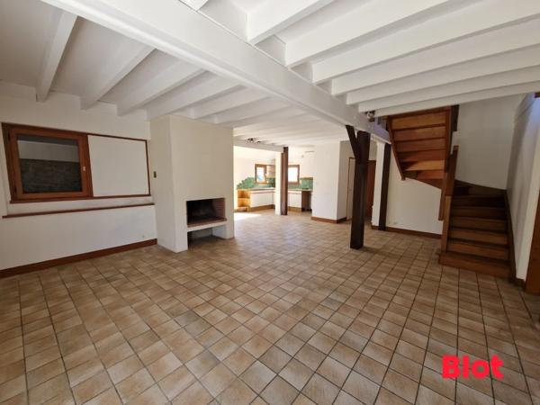 Maison 6 pièce(s)