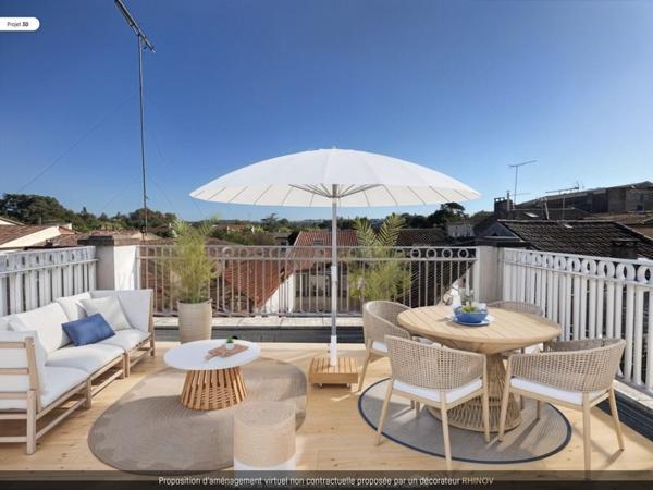 Immeuble à vendre |  Condom |  295 m²