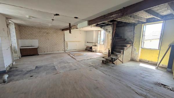 À découvrir au cœur de Fumel 120 m² à restaurer !