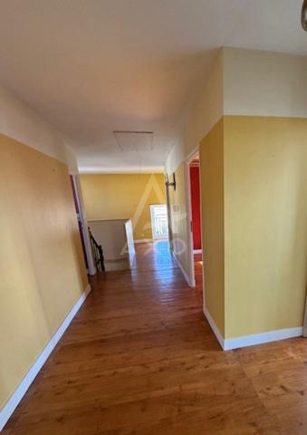 HIERSAC - MAISON EN PIERRE - 7 PIECES