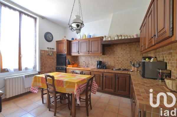 Maison à vendre 5 pièces 120 m² Arles