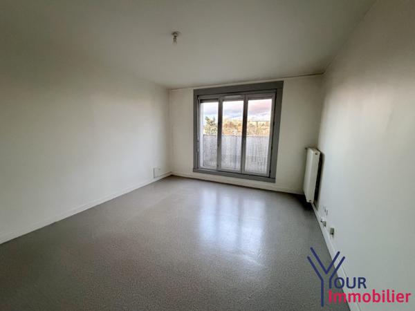 Appartement à vendre, 3 pièces - Décines-Charpieu 69150