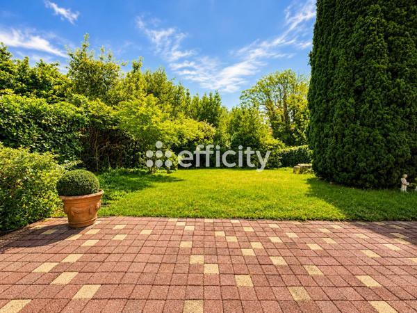 Maison
         6 pièces
        - 143 m² Exclusivité