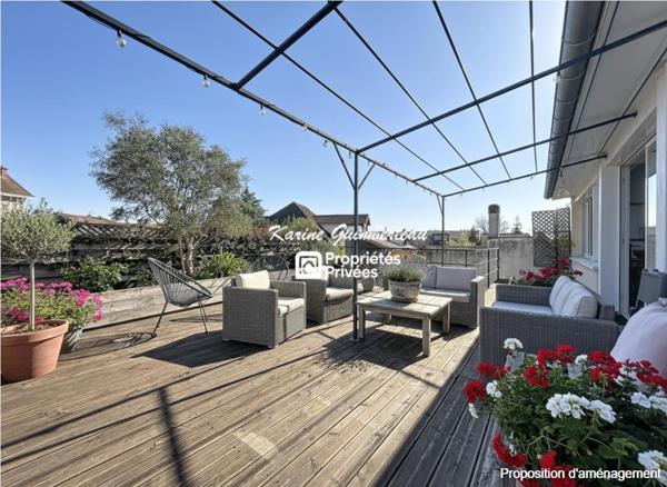 Maison de ville avec garage + jardin Libourne-centre