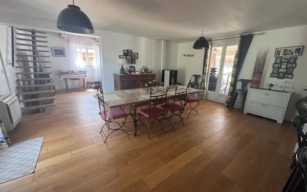 Maison à vendre    4 pièces •  Noé