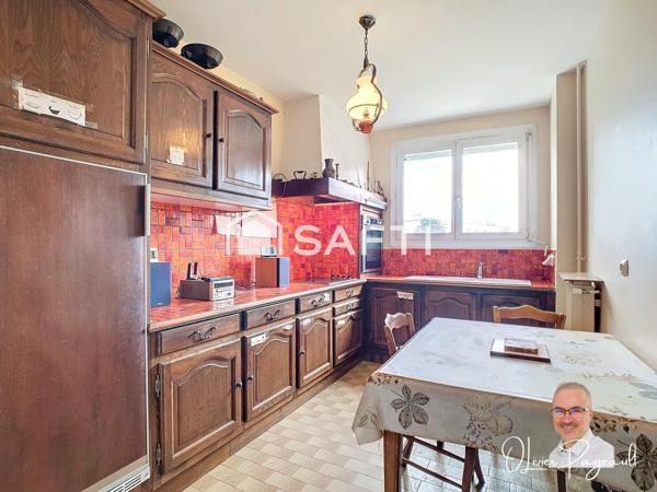 T3 bis traversant avec balcon sans vis-à-vis