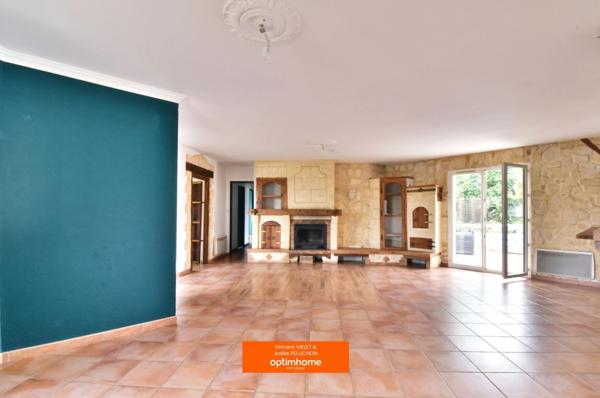 Maison familiale au calme avec piscine à Ambarès-et-Lagrave