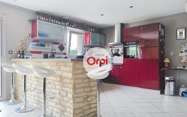 Maison à vendre    3 pièces •  Questembert