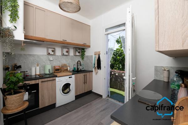Maison de 165 m2 constituée par 4 appartements sur un terrain de 502 m2 en pleine propriete secteur recherché
